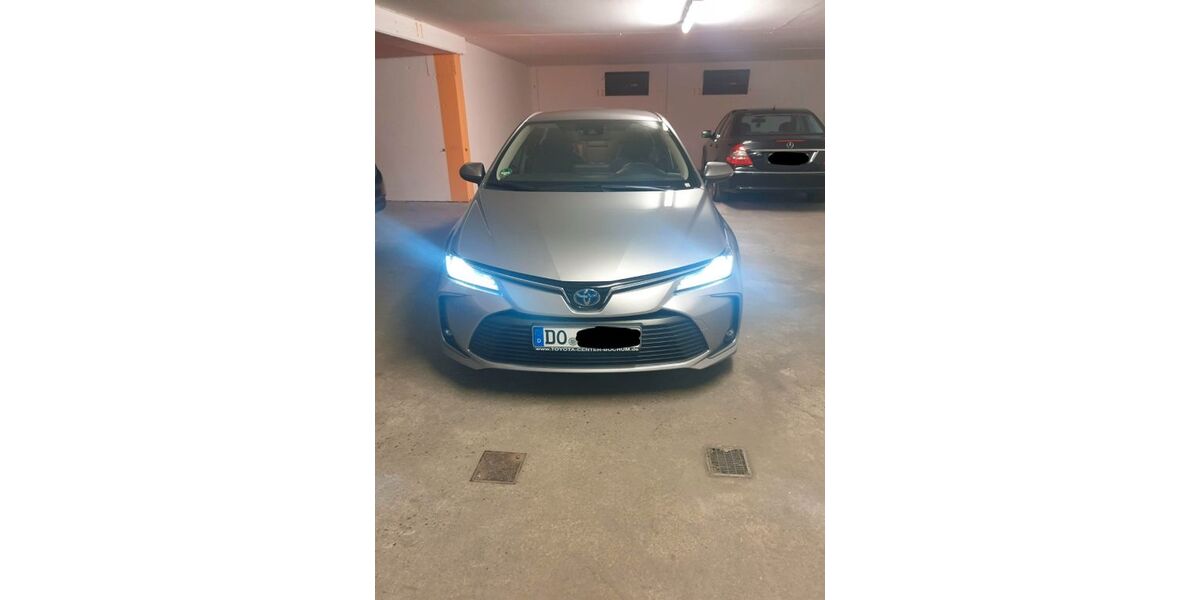 Toyota Corolla 80.240 km 19.500 &euro; Dortmund 44147