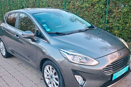 Ford Fiesta 93.900 km 8.450 &euro; Gelsenkirchen 45892