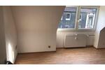 Dachgeschoßwohnung Essen Stadtbezirk III - 2.5 Zimmer, 43 m&sup2;, 680&euro; | Angebot:25545178