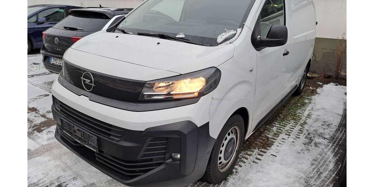 Opel Vivaro 41.253 km 21.690 &euro; Essen 45307