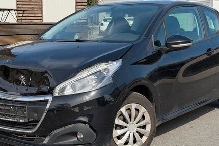 Peugeot 208 160.949 km 888 &euro; Gelsenkirchen 45884