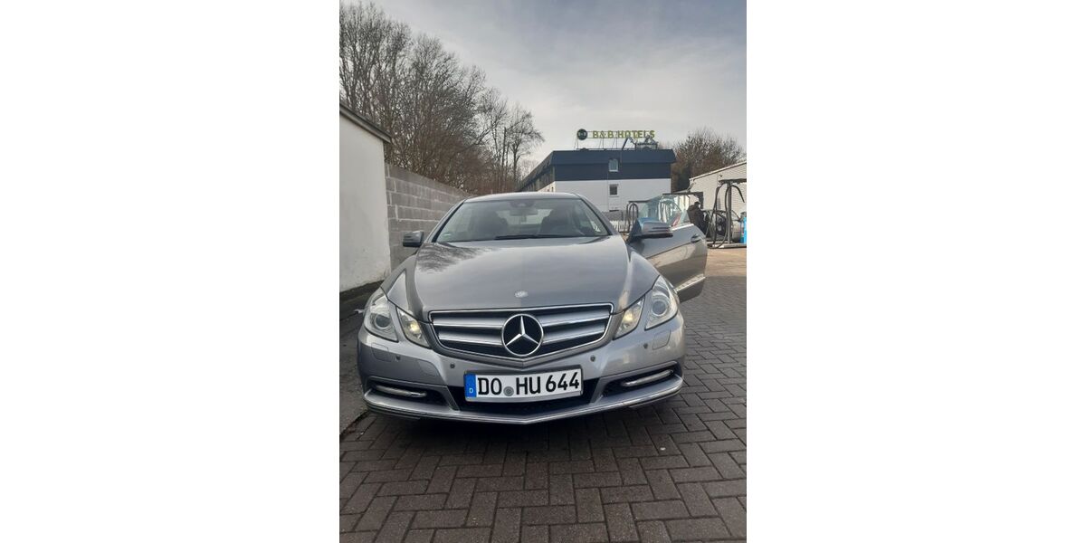 Mercedes-Benz E 250 246.000 km 8.500 &euro; Dortmund - Marten 44379
