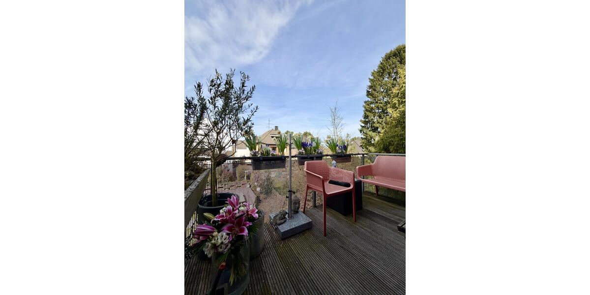 Etagenwohnung Bochum Höntrop - 3.5 Zimmer, 90 m&sup2;, 1.100&euro; | Angebot:26003850