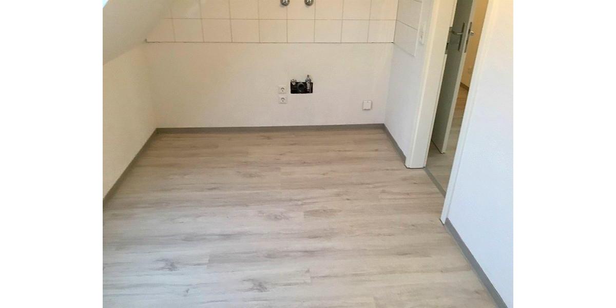 Dachgeschoßwohnung Dortmund Mengede - 2.5 Zimmer, 60 m&sup2;, 530&euro; | Angebot:25996622