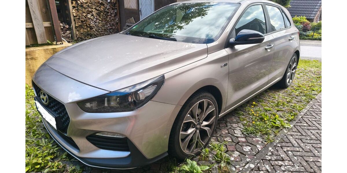 Hyundai i30 80.800 km 13.900 &euro; Dortmund 44267