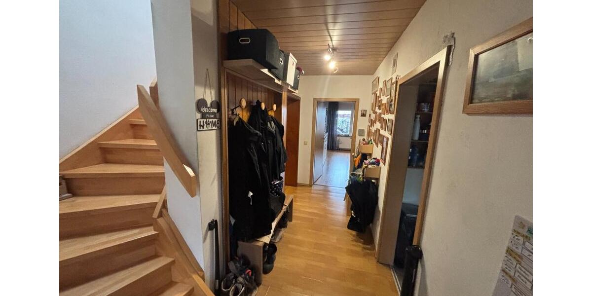 Reihenhaus Velbert Velbert-Mitte - 8 Zimmer, 240 m&sup2;, 550.000&euro; | Angebot:25932244