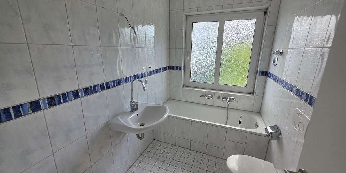 Etagenwohnung Hattingen - 2.5 Zimmer, 61 m&sup2;, 605&euro; | Angebot:27080629