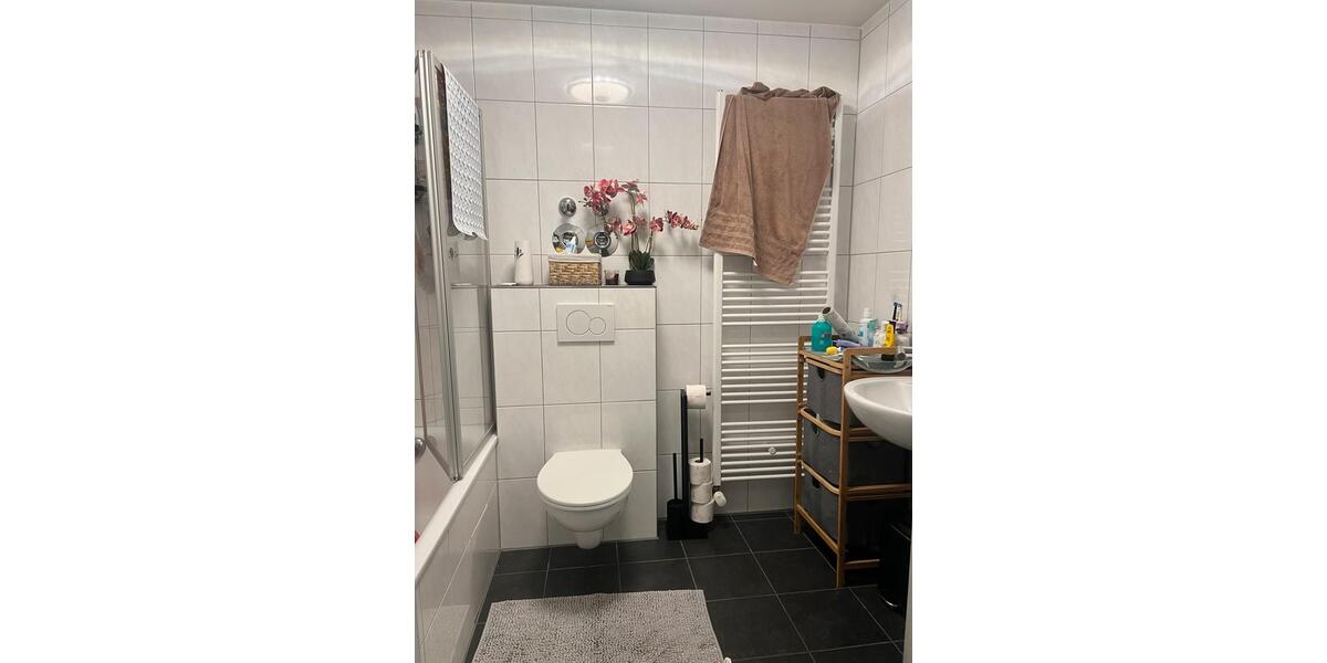 Etagenwohnung Mülheim an der Ruhr Broich - 3 Zimmer, 86 m&sup2;, 690&euro; | Angebot:26613565