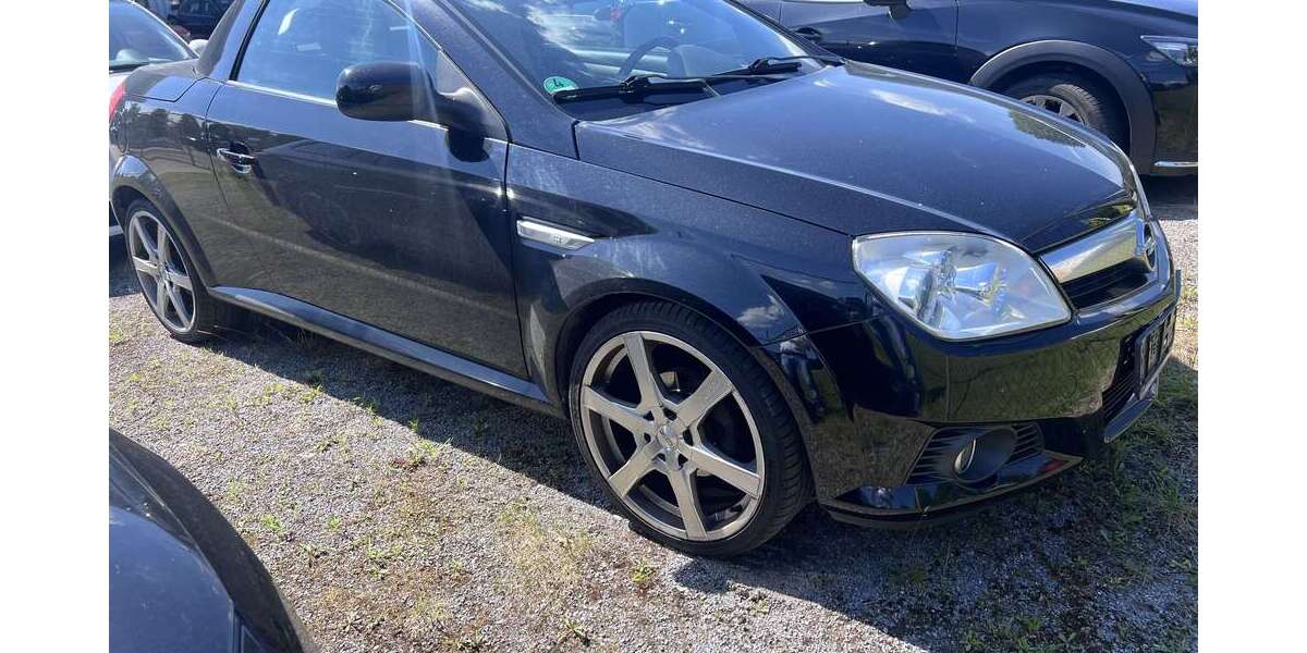 Opel Tigra 135.000 km 3.690 &euro; Recklinghausen 45657