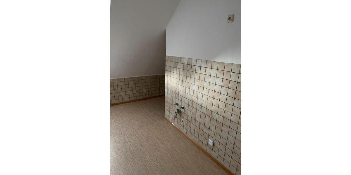 Dachgeschoßwohnung Oberhausen Rothebusch - 3 Zimmer, 92 m&sup2;, 850&euro; | Angebot:26431134