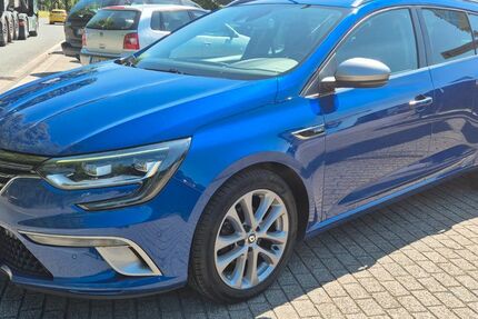 Renault Megane 123.600 km 8.499 &euro; Essen 45139