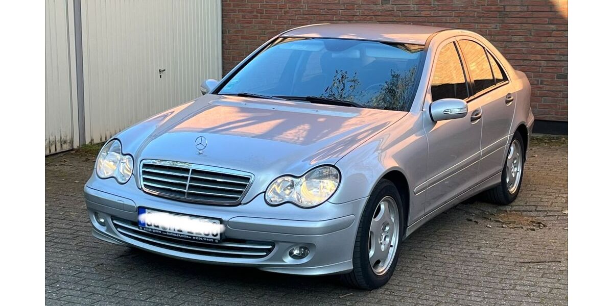 Mercedes-Benz C 180 152.000 km 3.480 &euro; Oberhausen 46049