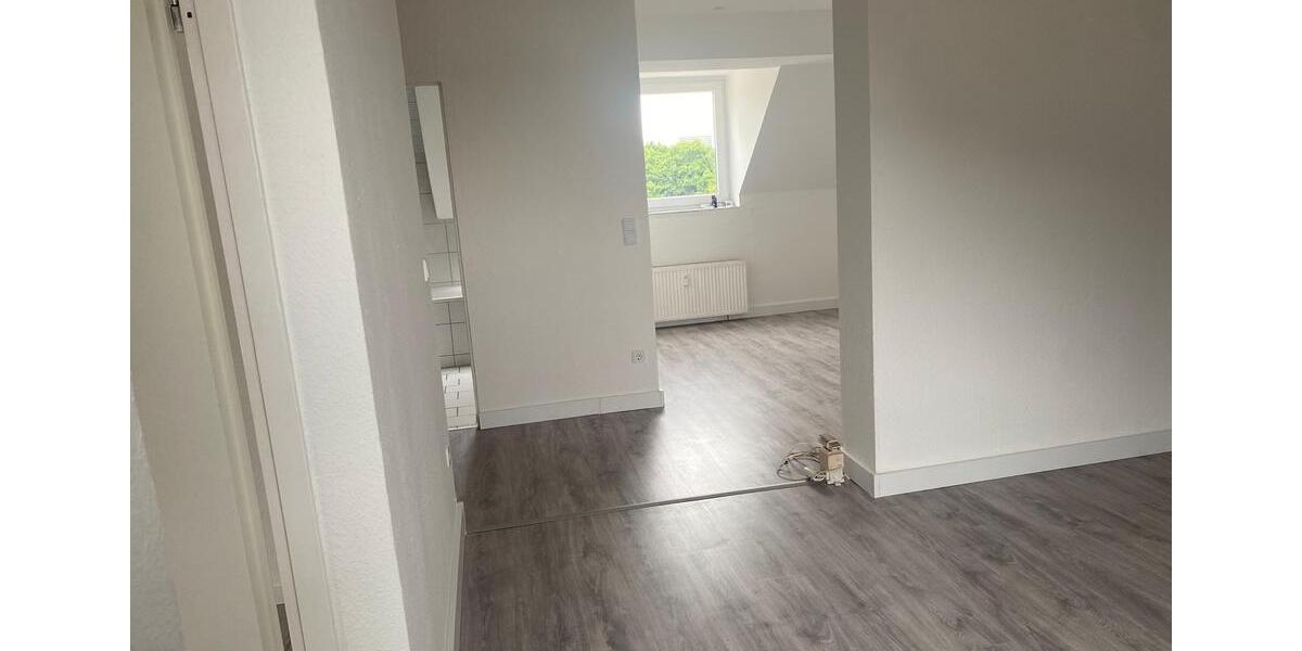 Dachgeschoßwohnung Herne Sodingen - 2 Zimmer, 65 m&sup2;, 550&euro; | Angebot:25094609