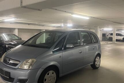 Opel Meriva 146.341 km 2.499 &euro; Essen 45326