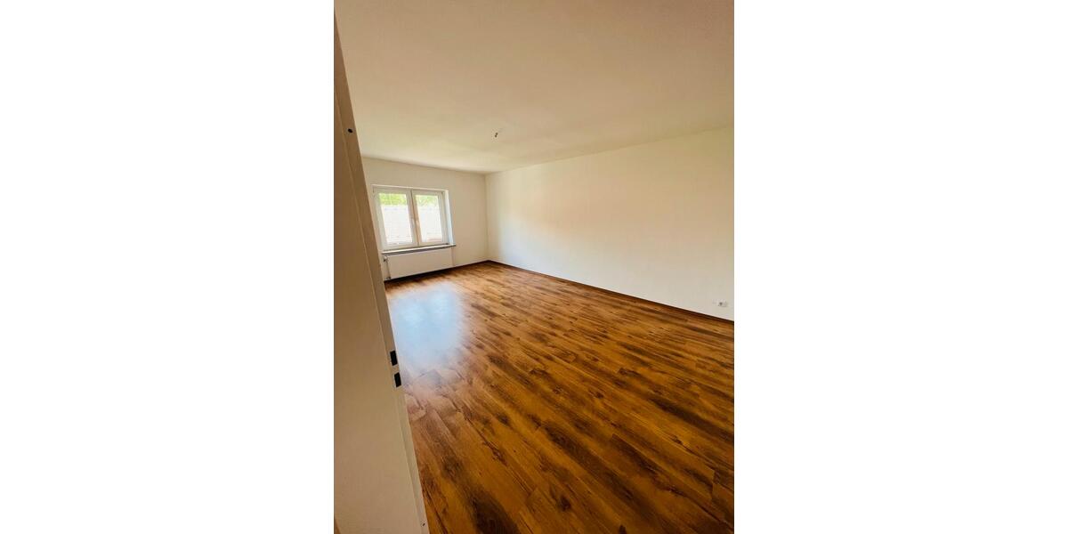 Etagenwohnung Mülheim an der Ruhr Rechtsruhr-Nord - 2 Zimmer, 68 m&sup2;, 600&euro; | Angebot:26021741