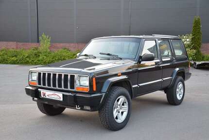 Jeep Cherokee 191.500 km 5.029 &euro; Gelsenkirchen 45897