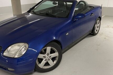 Mercedes-Benz 200 181.000 km 2.850 &euro; Castrop-Rauxel 44581