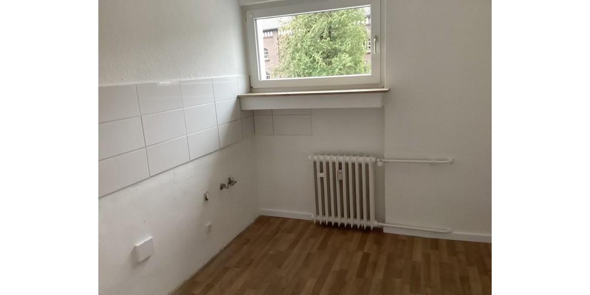 Etagenwohnung Gelsenkirchen Ückendorf - 4 Zimmer, 70 m&sup2;, 623&euro; | Angebot:24268847
