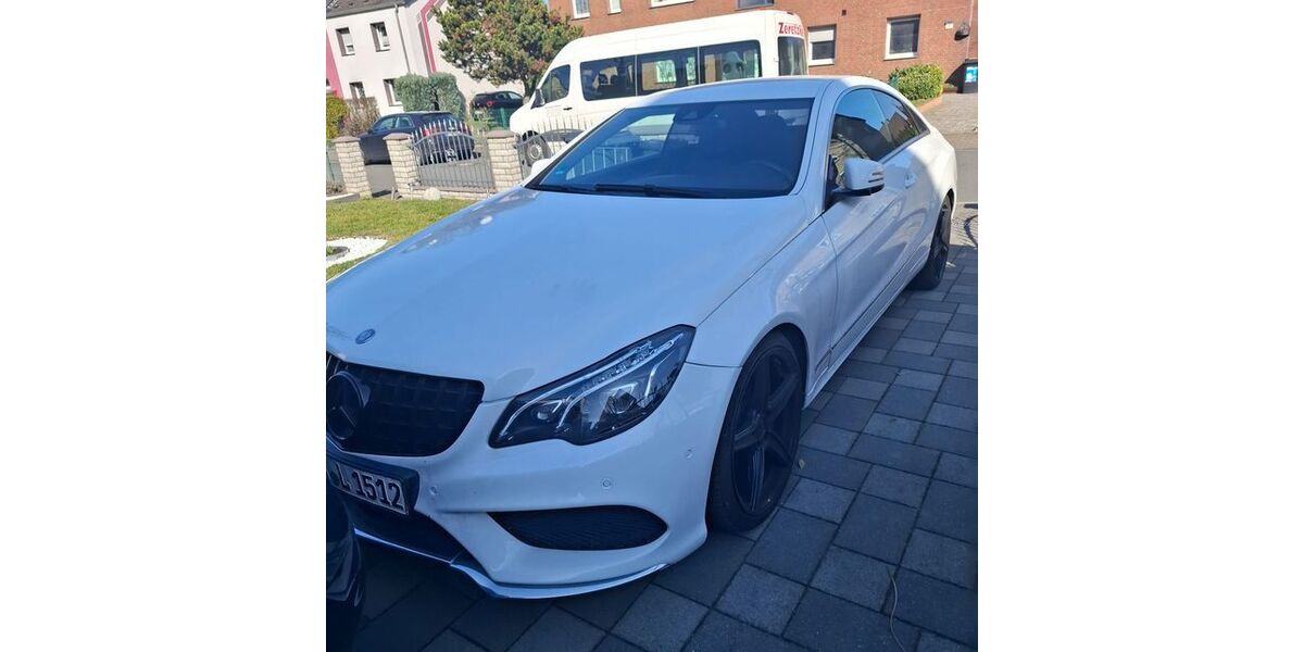Mercedes-Benz E 200 119.200 km 13.900 &euro; Herne 44628