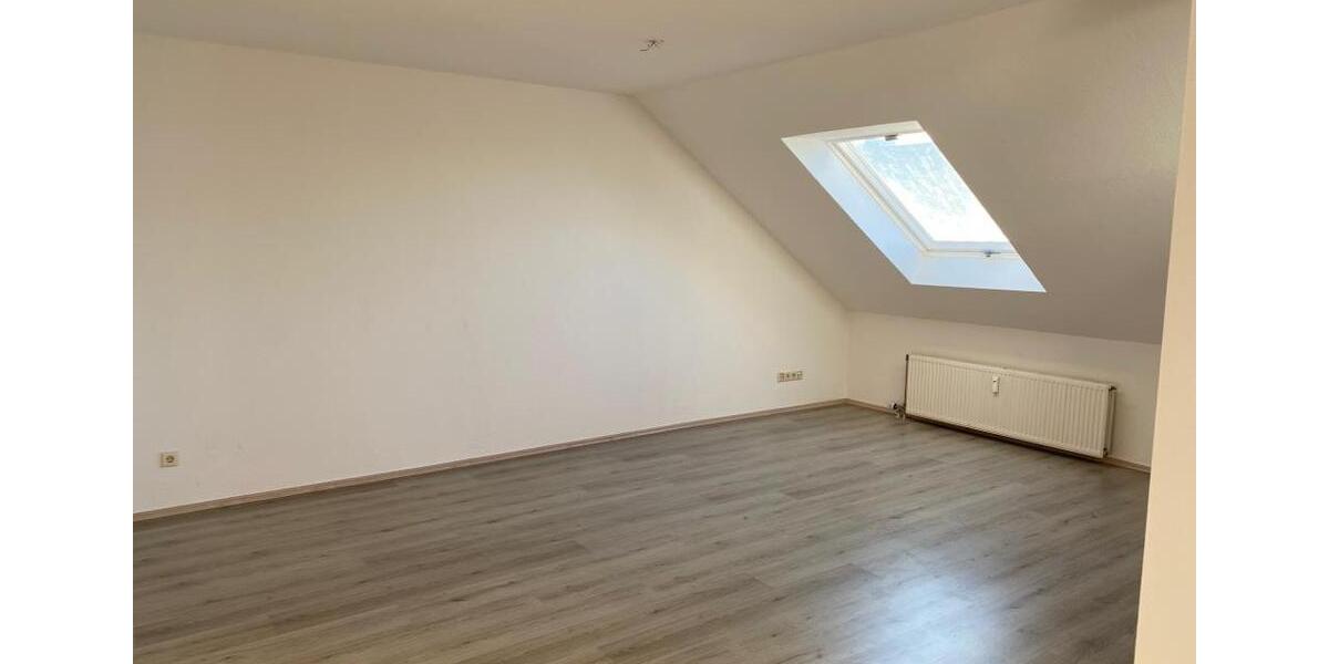 Dachgeschoßwohnung Witten - 2 Zimmer, 67 m&sup2;, 382&euro; | Angebot:26003836
