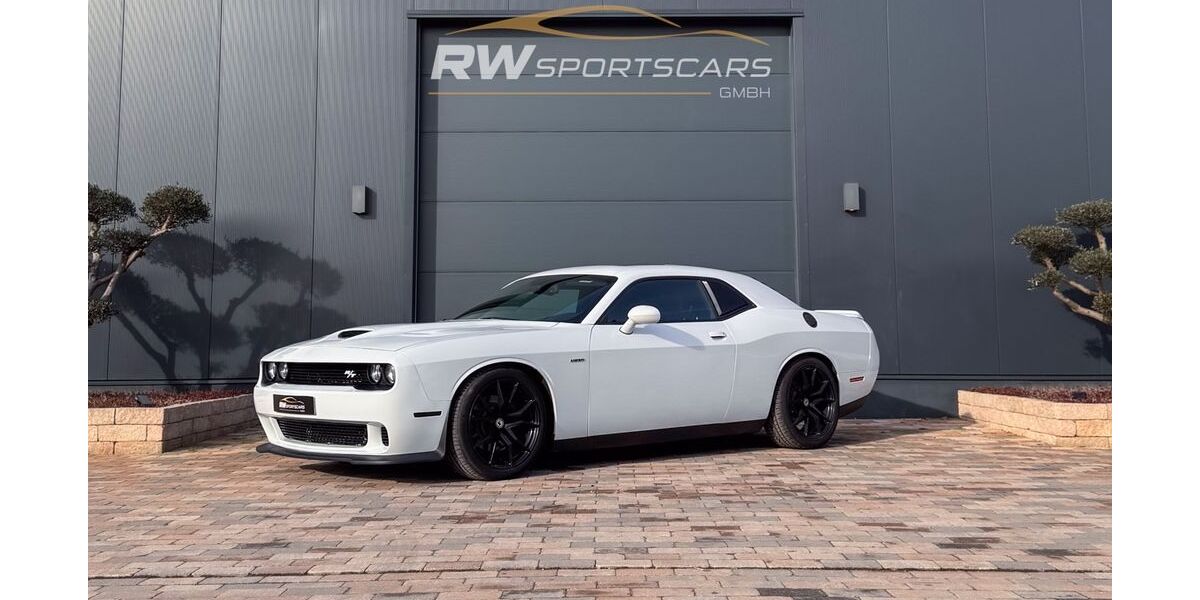 Dodge Challenger 73.000 km 31.900 &euro; Olfen 59399