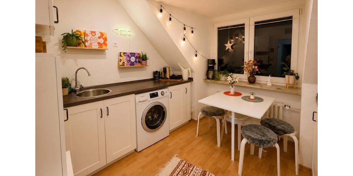 Dachgeschoßwohnung Essen Stadtbezirk IV - 2 Zimmer, 60 m&sup2;, 110.000&euro; | Angebot:26754334