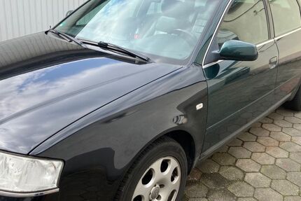 Audi quattro 253.000 km 1.555 &euro; Waltrop 45731
