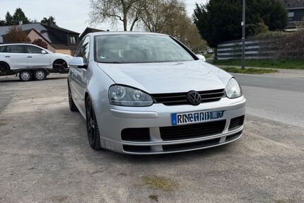 VW Golf 172.365 km 2.900 &euro; Recklinghausen 45663