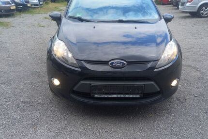 Ford Fiesta 136.100 km 3.250 &euro; Dortmund 44309