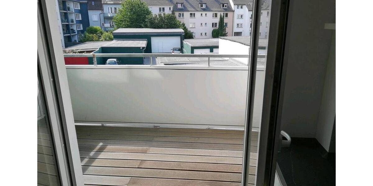 Etagenwohnung Essen Stadtbezirk II - 2 Zimmer, 60 m&sup2;, 900&euro; | Angebot:26030059