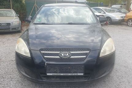 Kia ceed / Ceed 293.923 km 1.090 &euro; Dortmund 44328