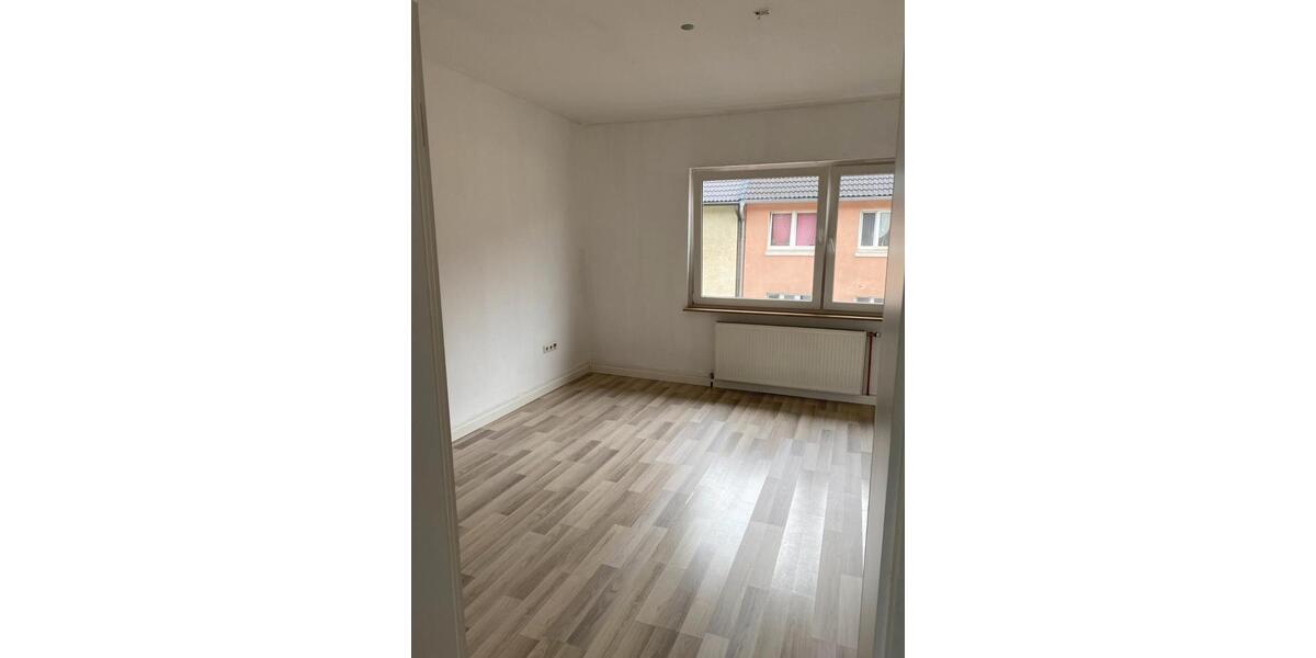Etagenwohnung Witten - 3.5 Zimmer, 84 m&sup2;, 672&euro; | Angebot:26051044