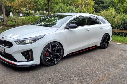 Kia pro ceed / ProCeed 69.000 km 20.900 &euro; Castrop-Rauxel 44581