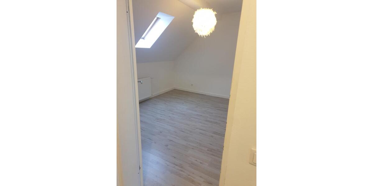 Etagenwohnung Dortmund Hörde - 4 Zimmer, 75 m&sup2;, 850&euro; | Angebot:25726006