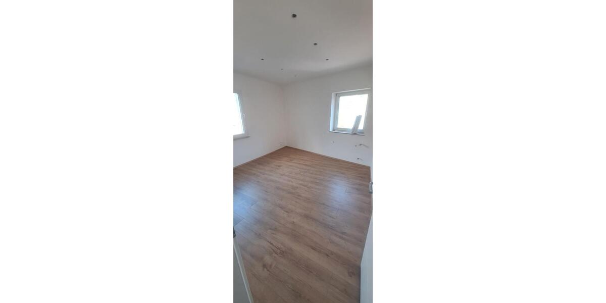 Maisonettenwohnung Velbert Langenberg - 5 Zimmer, 124 m&sup2;, 875&euro; | Angebot:26676320