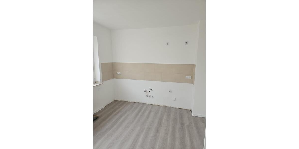 Etagenwohnung Essen Stadtbezirk III - 2 Zimmer, 61 m&sup2;, 680&euro; | Angebot:25790443