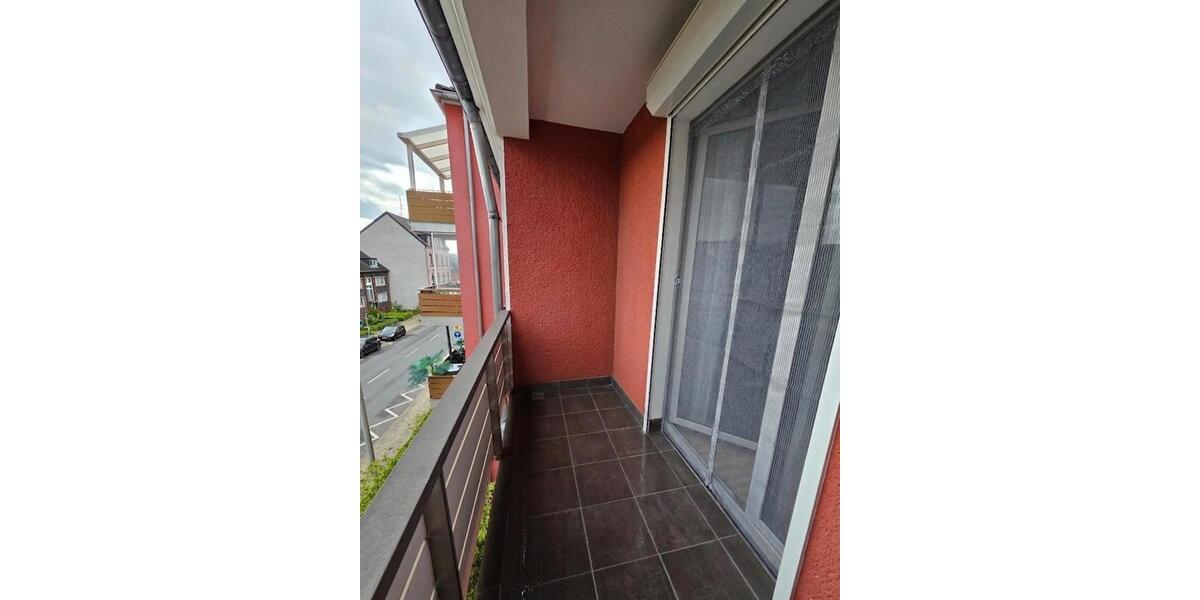 Etagenwohnung Oberhausen - 2 Zimmer, 70 m&sup2;, 570&euro; | Angebot:26036964