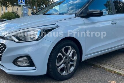 Hyundai i20 77.600 km 10.450 &euro; Essen 45359