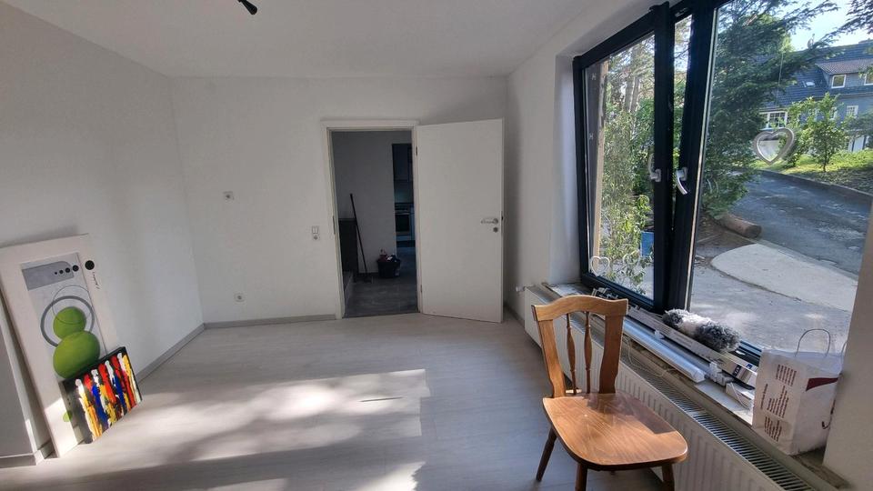 Etagenwohnung Velbert Velbert-Mitte - 3 Zimmer, 65 m&sup2;, 1.200&euro; | Angebot:26700835