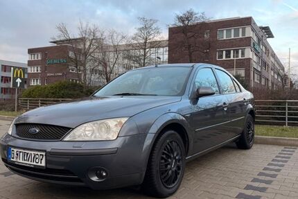 Ford Mondeo 184.000 km 1.900 &euro; Essen 45143