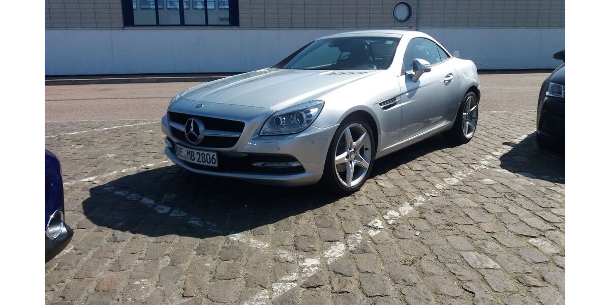 Mercedes-Benz SLK 200 155.700 km 14.800 &euro; Recklinghausen 45657