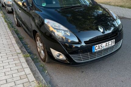 Renault Grand Scenic 230.000 km 2.999 &euro; Marl 45772