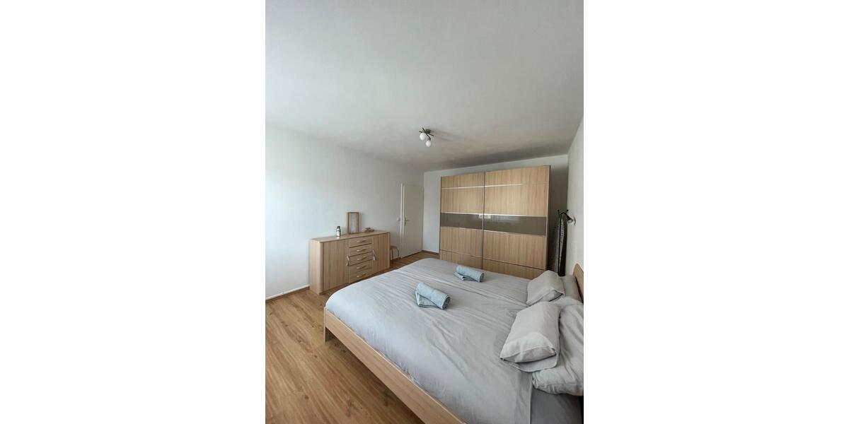 Etagenwohnung Essen Stadtbezirk VI - 2 Zimmer, 61 m&sup2;, 155.000&euro; | Angebot:26187197