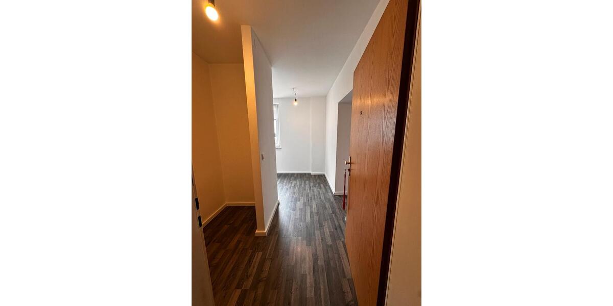 Erdgeschoßwohnung Velbert - 1 Zimmer, 35 m&sup2;, 360&euro; | Angebot:26265914