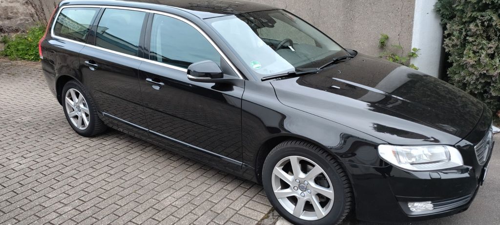 Volvo V70 141.000 km 13.200 &euro; Mülheim 45481