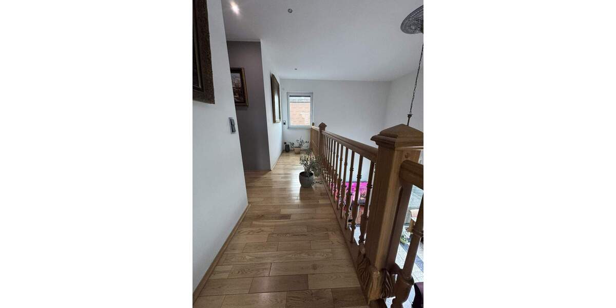 Einfamilienhaus Oberhausen Heide - 7 Zimmer, 223 m&sup2;, 819.000&euro; | Angebot:25772335