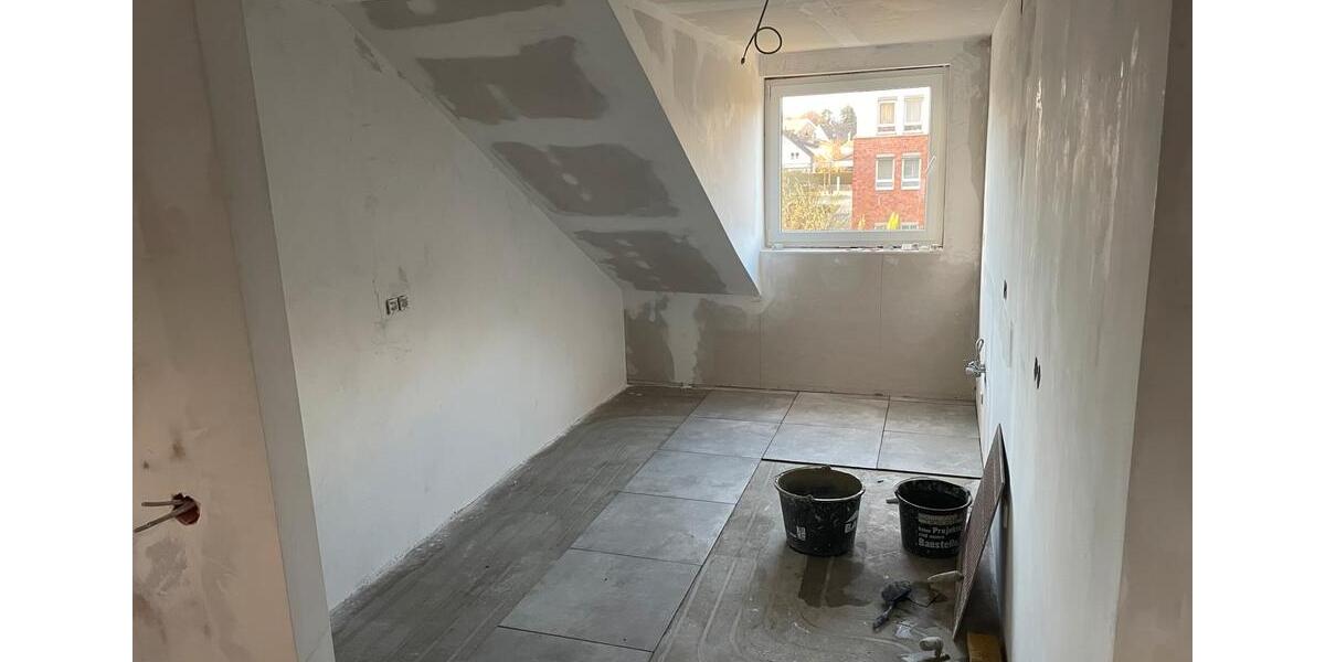 Dachgeschoßwohnung Recklinghausen Hillerheide - 3 Zimmer, 75 m&sup2;, 950&euro; | Angebot:25720963