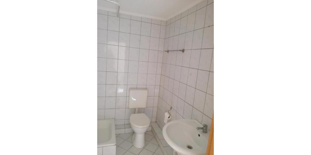 Etagenwohnung Dinslaken Hiesfeld - 1 Zimmer, 48 m&sup2;, 300&euro; | Angebot:25511501