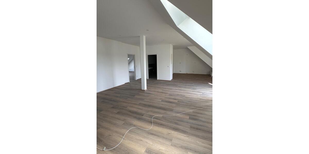 Dachgeschoßwohnung Witten Rüdinghausen - 3.5 Zimmer, 108 m&sup2;, 1.139&euro; | Angebot:26684542