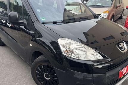 Peugeot Partner 140.000 km 5.699 &euro; Dortmund 44388